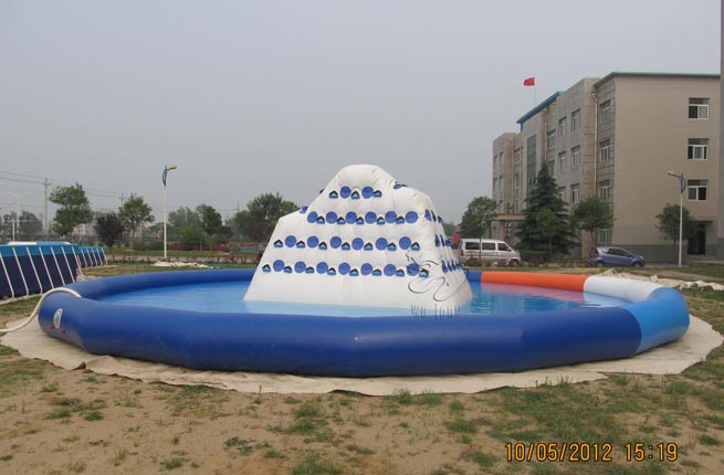 充氣游泳池